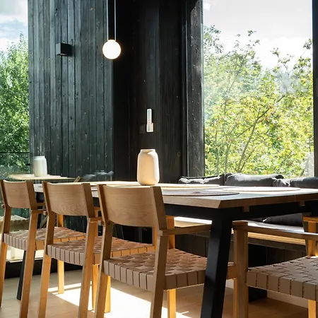 Strome Zbocze By Modern Living شتوروك