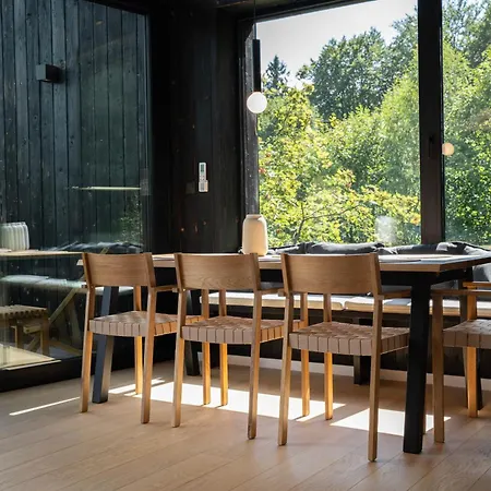 Strome Zbocze By Modern Living * Щирк