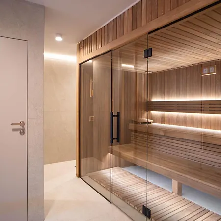 Strome Zbocze By Modern Living * Щирк